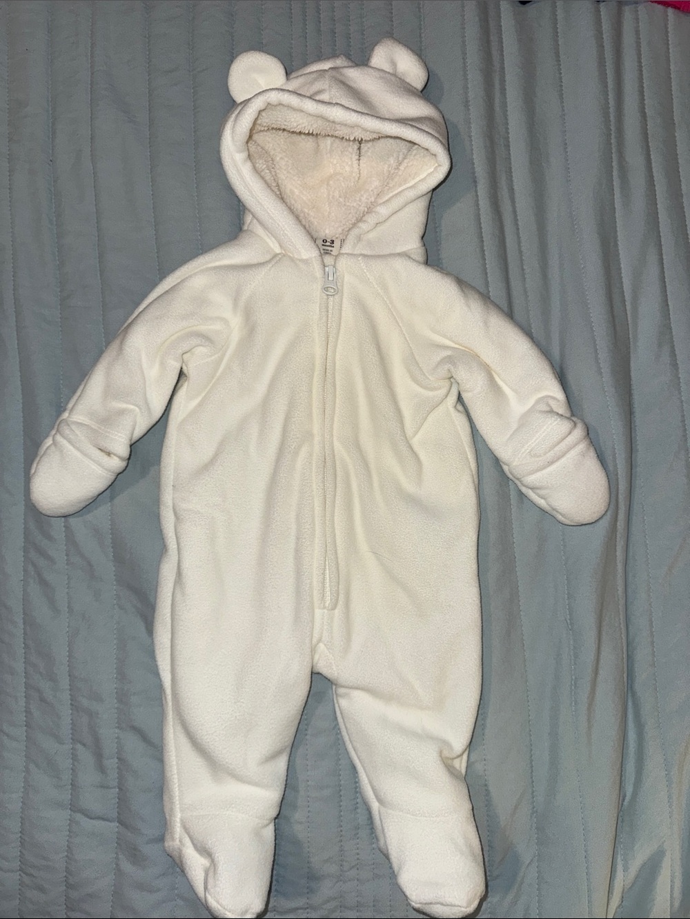 White “Polar Bear” Bunting